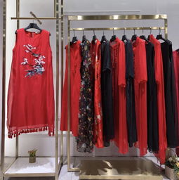 2019夏季廣州品牌女裝大碼真絲連衣裙批發(fā)指南 曬谷場(chǎng)一手貨源折扣直供