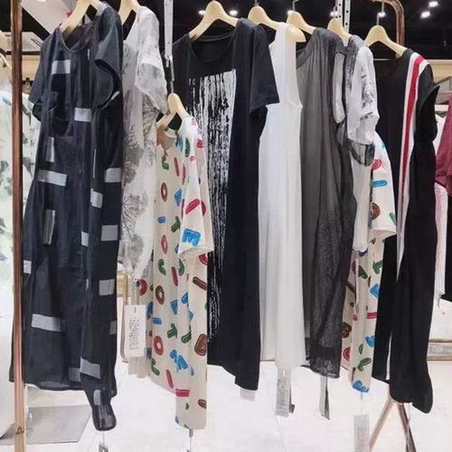 夏日商務(wù)休閑女裝與配飾批發(fā)指南 精選棉麻上衣與短款耳墜